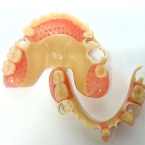 proteza z acetalu, dentu, protezy elastyczne tczew