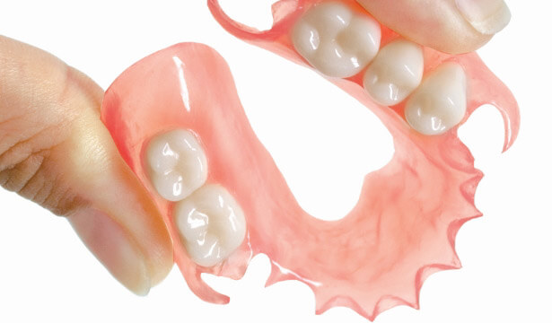 protezy elastyczne tczew, maciej kowalczyk, dentu tczew